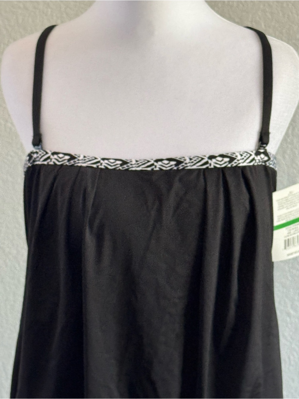 New 24th & Ocean Black Tankini top size Large - Picture 5 of 10